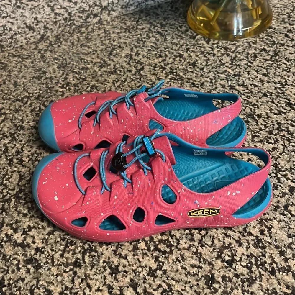 GIRLS KEEN SANDALS